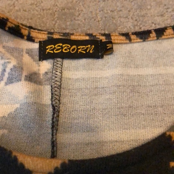 Sweater dress 👗 EUC - Picture 2 of 4